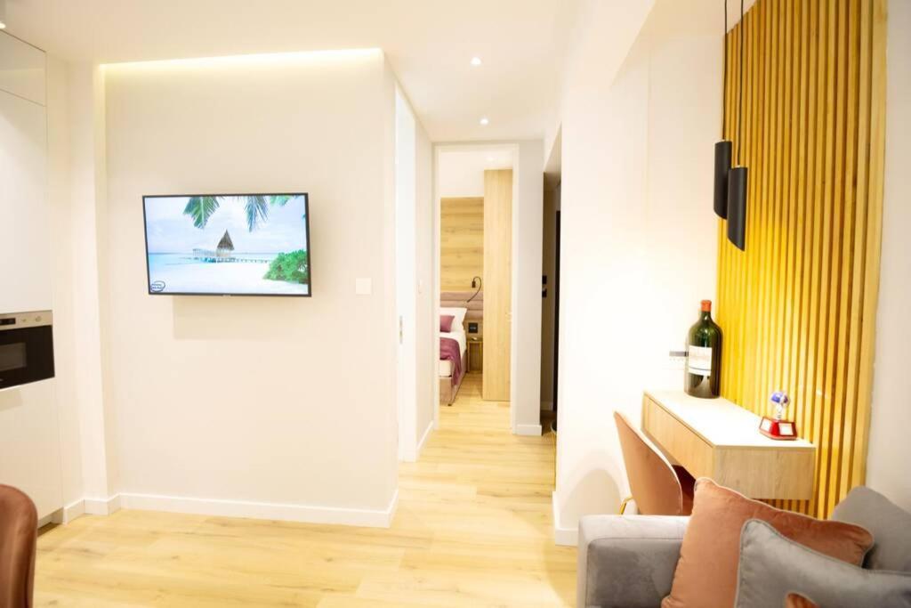 Ecostay-Serenity,Business Class Apartment By The Sea In Alimos Kalamaki Афіни Екстер'єр фото